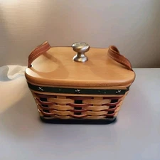 2004 Longaberger Proudly American Medium Berry Basket Red Blue USA 