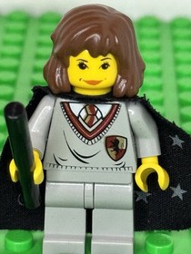 LEGO 4709 Harry Potter Hogwarts Castle -Minifigures hp005 hp002 hp012 Snape