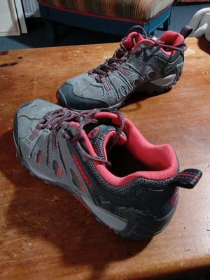 MERRELL WOMENS HIKING SHOE 7.5 CROSSLANDER