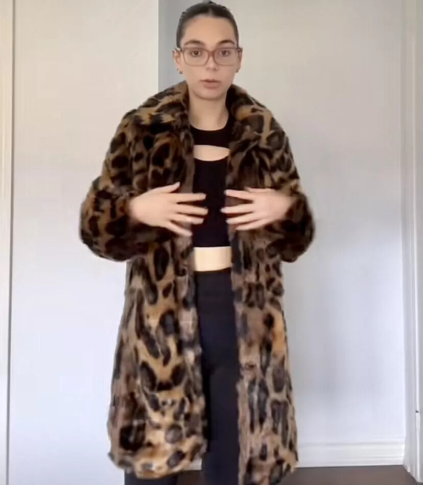 NWT H&M A/W 2024 Fluffy Faux Fur Coat Beige/Leopard NWT H&M A/W 2024 Fluffy Faux Fur Coat Beige/Leopard