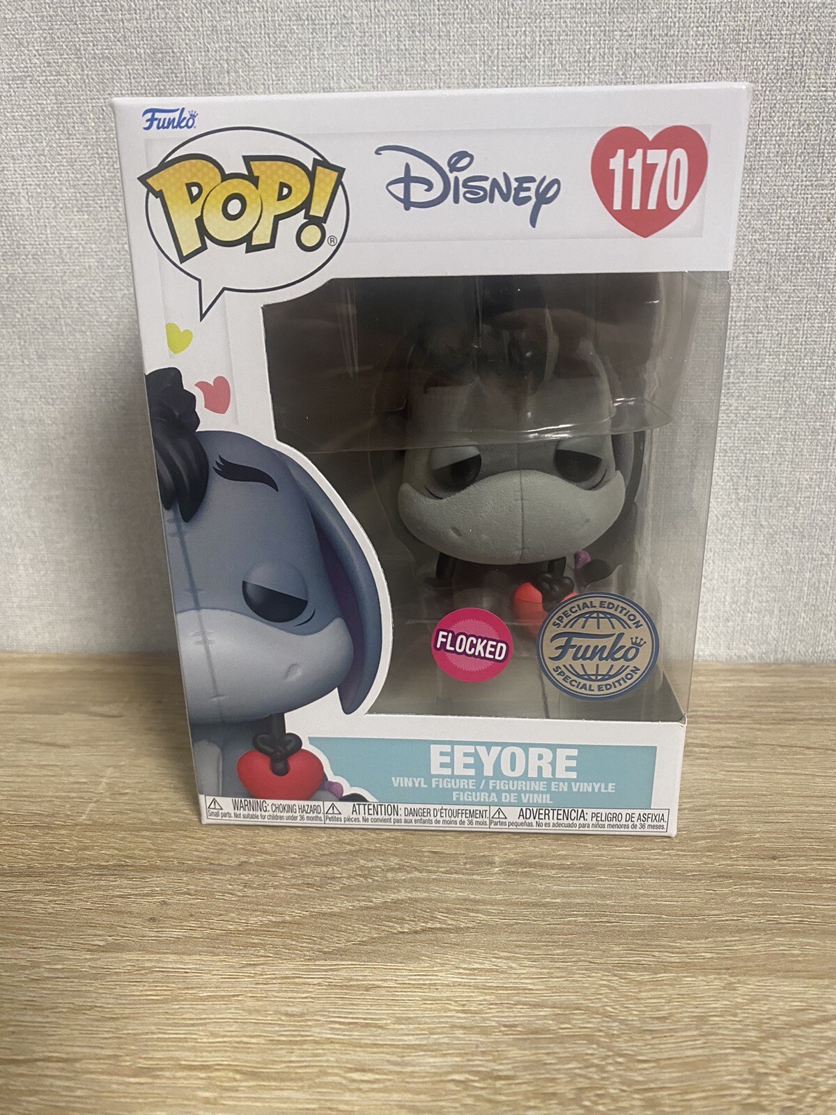 Funko Pop! Disney Winnie The Pooh: Eeyore 1170 Figurine Flocked Édition Spéciale