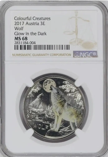 2017 Howling Wolf - Colorful Creatures Glow In The Dark NGC MS68 Austria
