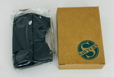 1993 Sawyers Avon Lightweight Folding Binoculars 2x Magnification Black New