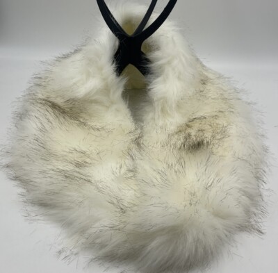 2 pc Cream Faux Fur Set: Anastasia Cossack Hat & Scarf  display picture 3