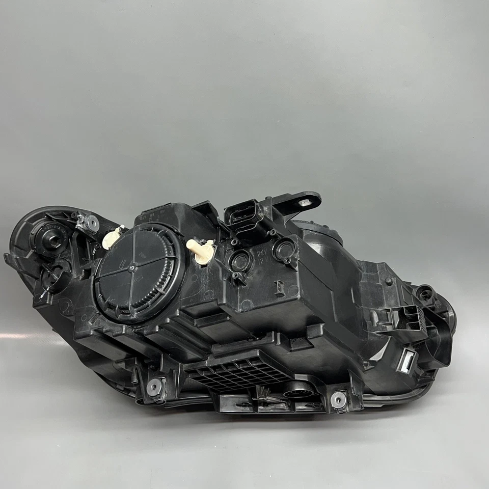 BMW X1 HEADLIGHT LEFT DRIVER HALOGEN 2016 2017 2018 19 2020 2021 OEM 63117346537 - Imagem 4 de 4