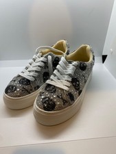 Betsy Johnson Sidny Skulls Rhinestone Sneakers. New W/O tags Size 5.5