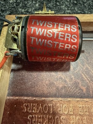 Vintage Twisters Yokomo Red Label , Black Can . Super Clean !! Excellent !!