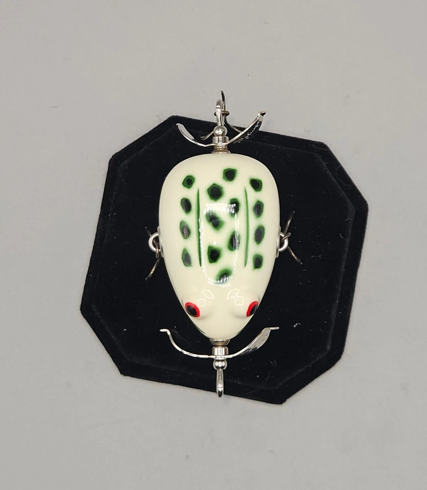 Señuelo de pesca vintage Pfleuger Kent flotador esmalte blanco rana 1999 Foto 2 de 4