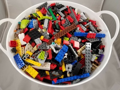 1 pound of legos