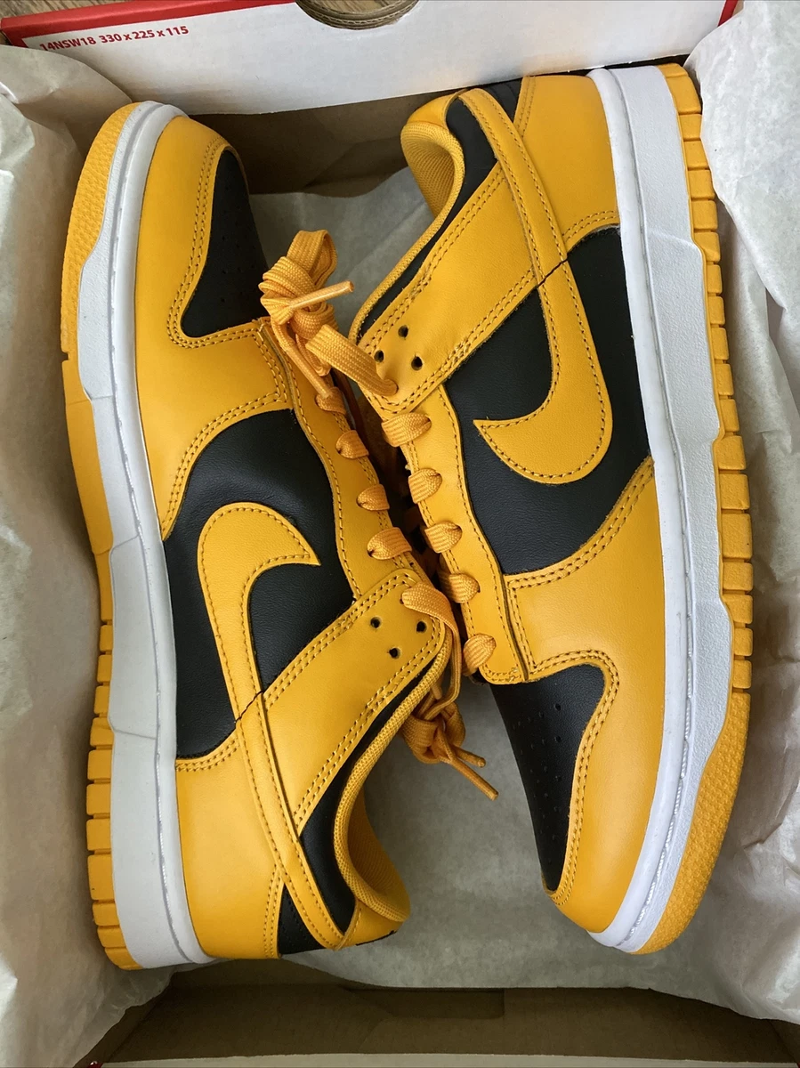 nike dunk low goldenrod