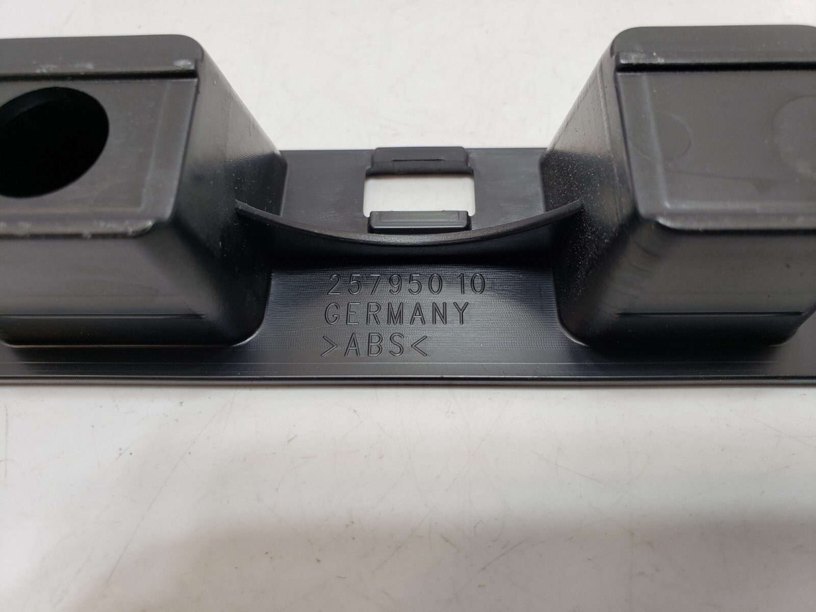 ✅ 10-14 OEM Rolls-Royce Ghost RR4 Front Left Right Side Door Sill Cover Bracket