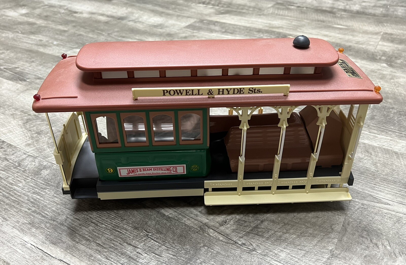 Jim Beam San Francisco Cable Car 1983 Powell & Hyde Decanter Vintage