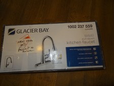 Glacier Bay HD67551-0301 Market Single-Handle Pull-Down Sprayer Kitchen Faucet i