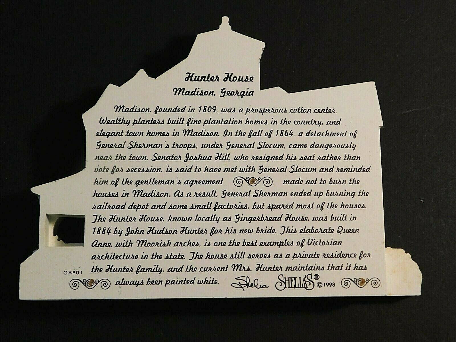 1998 Shelia's Collectible "Hunter House Madison, GA" Wood Figurine