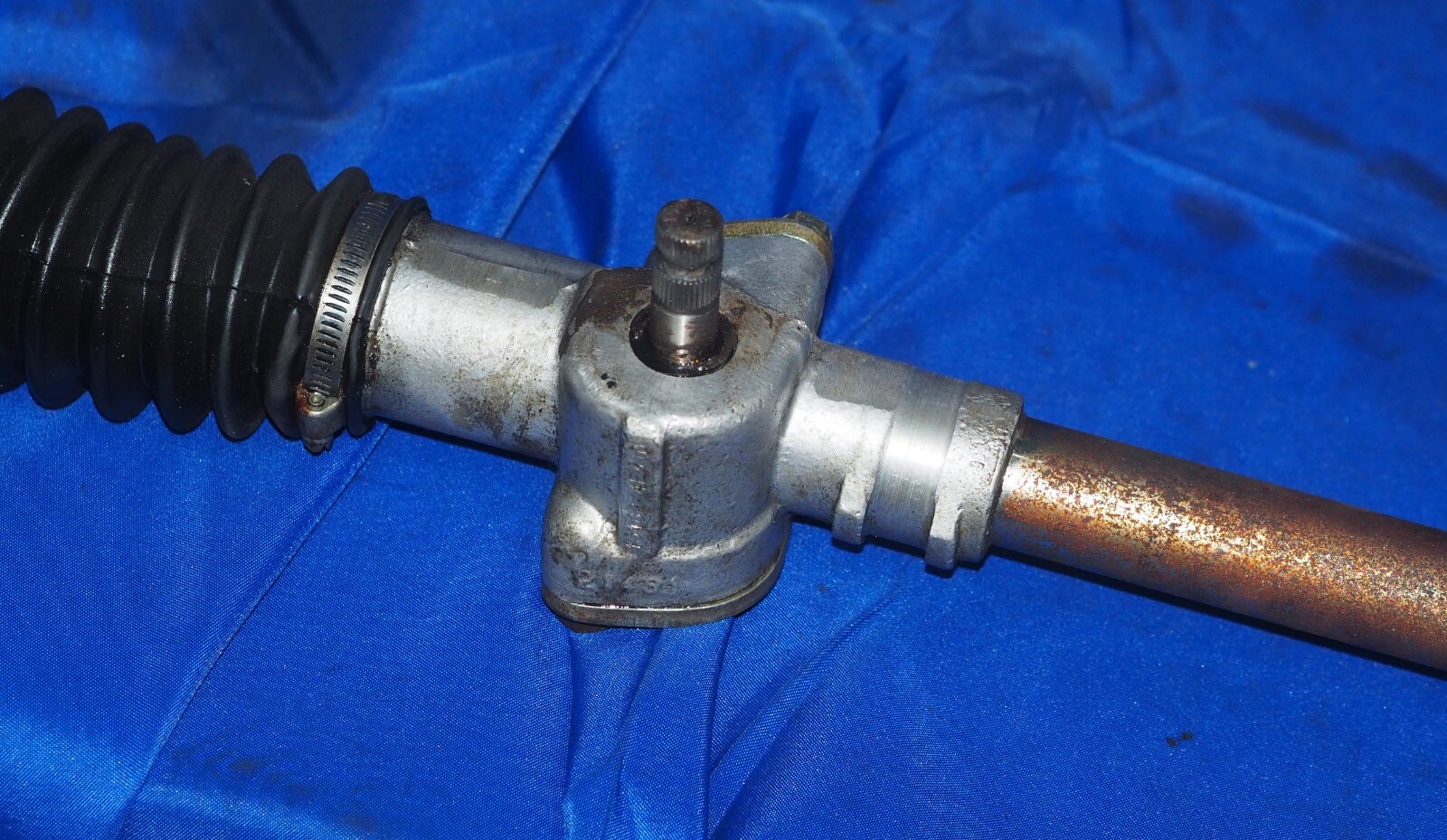 *DEFECTIVE* 1967-1973 Ferrari 246 206 208 Manual Steering Gear Rack & Pinion OEM