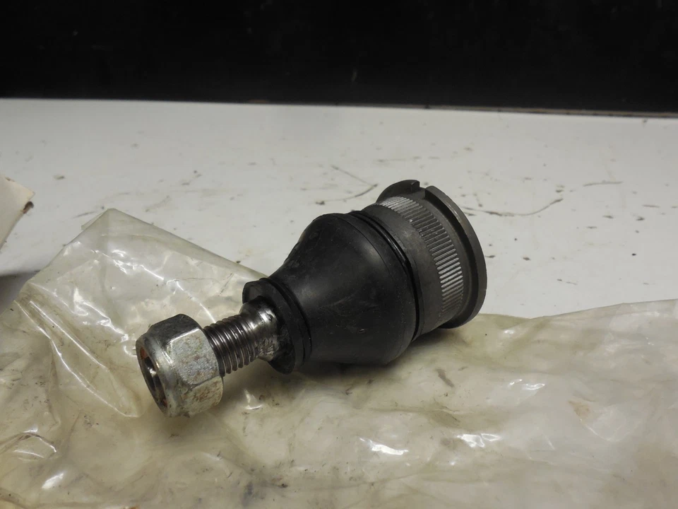 Perfect Circle Upper Ball Joint K8242 fits 75-82 Mercury Monarch Ford Granada - Image 3 of 4