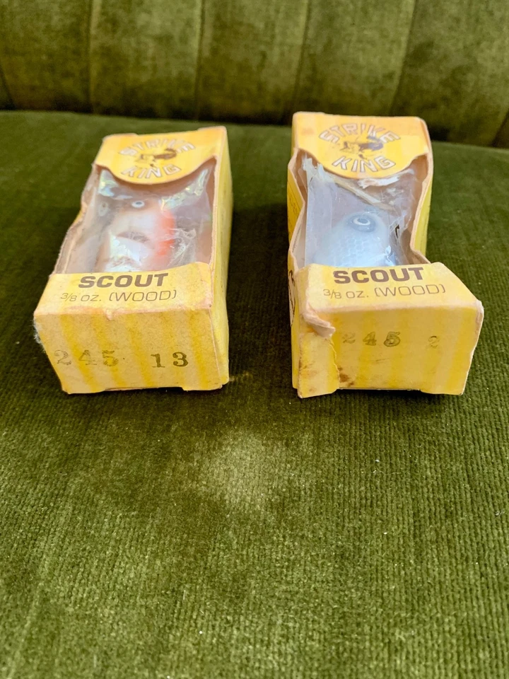Vintage Strike King Scout 3/8oz Wood Fishing Lure Lot Of Two 245-13/245-2 - Image 3 of 4