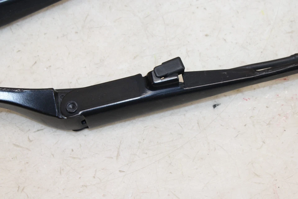 Комплект рычагов стеклоочистителя ветрового стекла 2006-2009 Pontiac Solstice от оригинального производителя ME10 - Изображение 4 из 4