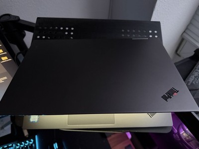 Lenovo ThinkPad X1 15,6 Zoll UHD IPS, Intel Core I7, 16GB RAM 512GB SSD