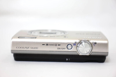 Nikon COOLPIX S6200 16.0MP Digital Camera 10 x Zoom w/SD Card