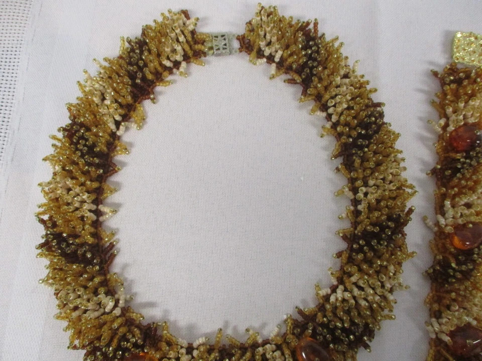 INTRICATE BALTIC AMBER VOLGA RIVER BEAD NECKLACE & BRACELET - Image 3 of 4