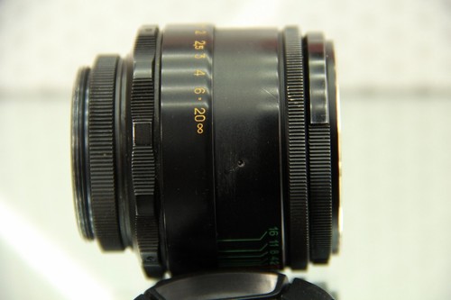 KMZ Lens Helios-44-2 58mm f./ 2 M42 Soviet lens Vintage rare lens - Picture 4 of 22