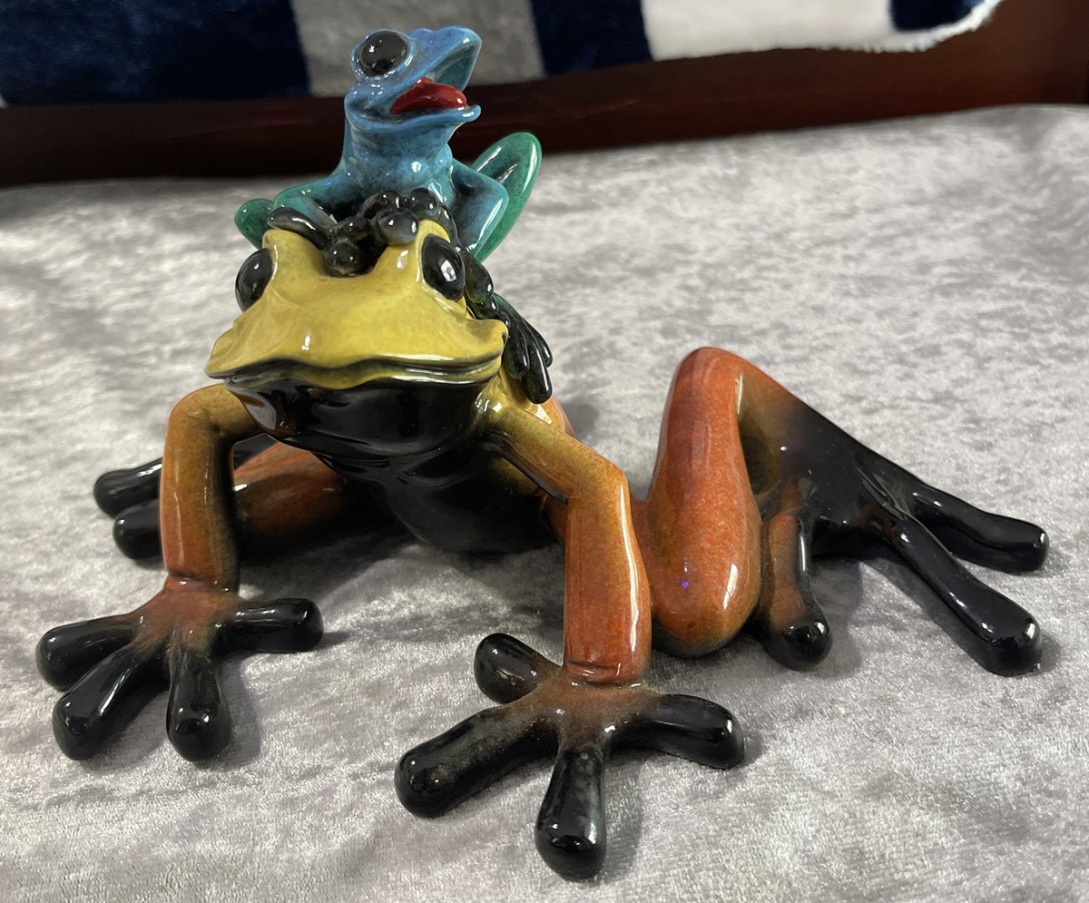 Kittys Critters Mama Mia Mom And Baby Enamel Frog Collectible