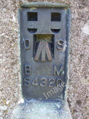 Foto 12x8 Ordnance Survey Bench Mark S4320 Scargill auf Tallon Howe Trig P c2010