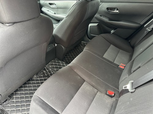 2022 Nissan Sentra SV - Picture 10 of 12