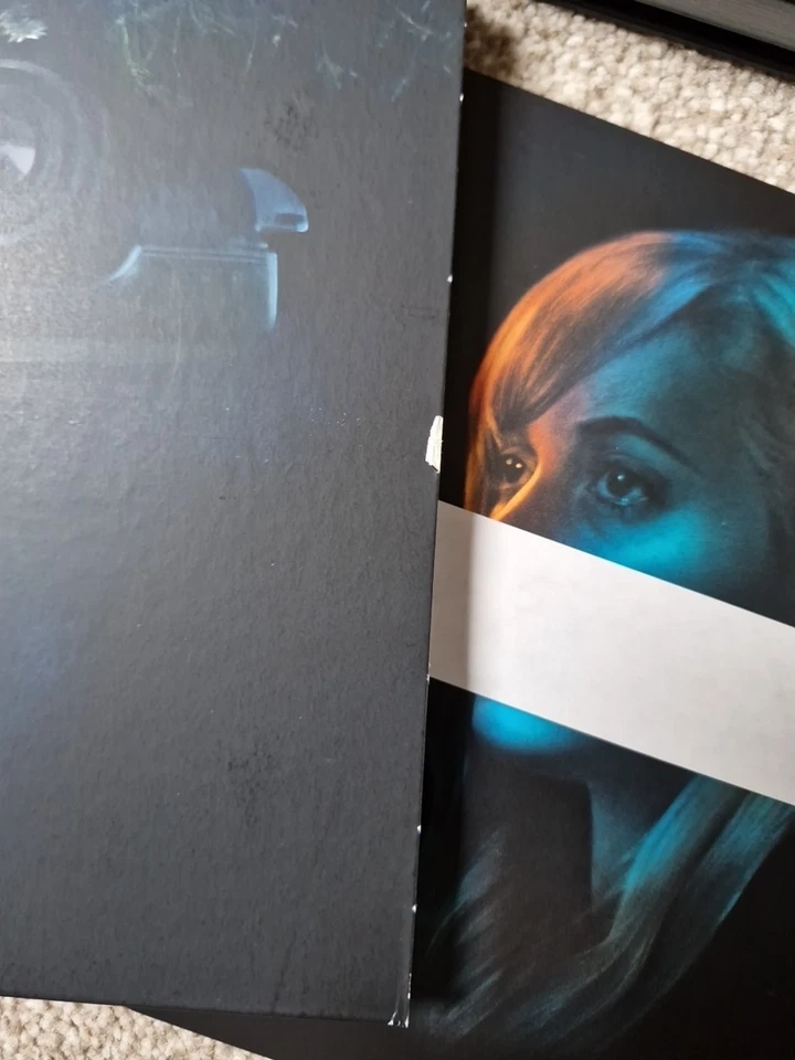 it follows limited edition 4K UHD - Image 4 of 4