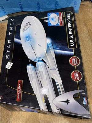 Star Trek USS Enterprise NCC 1701 Starship Lights Sounds Playmates DETAILED NEW