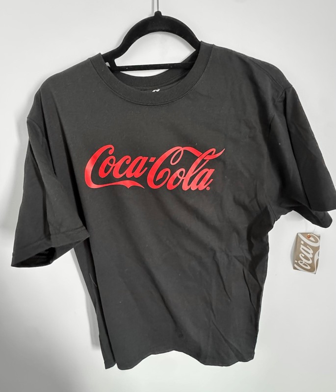 Coca-Cola Black T-Shirt Men’s M Classic Logo Graphic Tee Soft Casual Top
