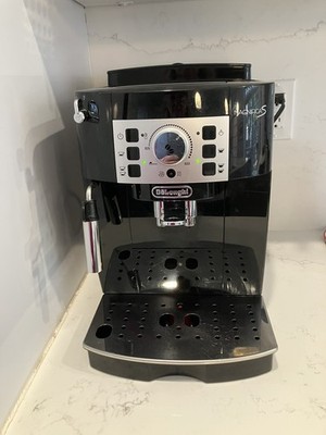 De'Longhi Magnifica S Cappuccino Coffee Machine Maker - Black (ECAM23270B)