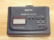 Vintage Sanyo MGR-908 L BassXpander Cassette Player AM FM Digital Walkman