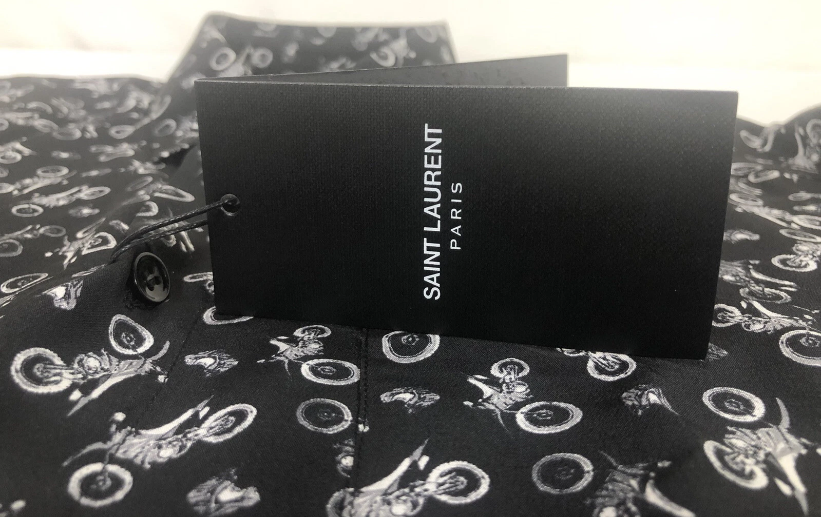 SAINT LAURENT (YSL) Camicia Saint Laurent in seta con grafica stampa moto 37EU 14.5US $1350.00 nuova con etichette