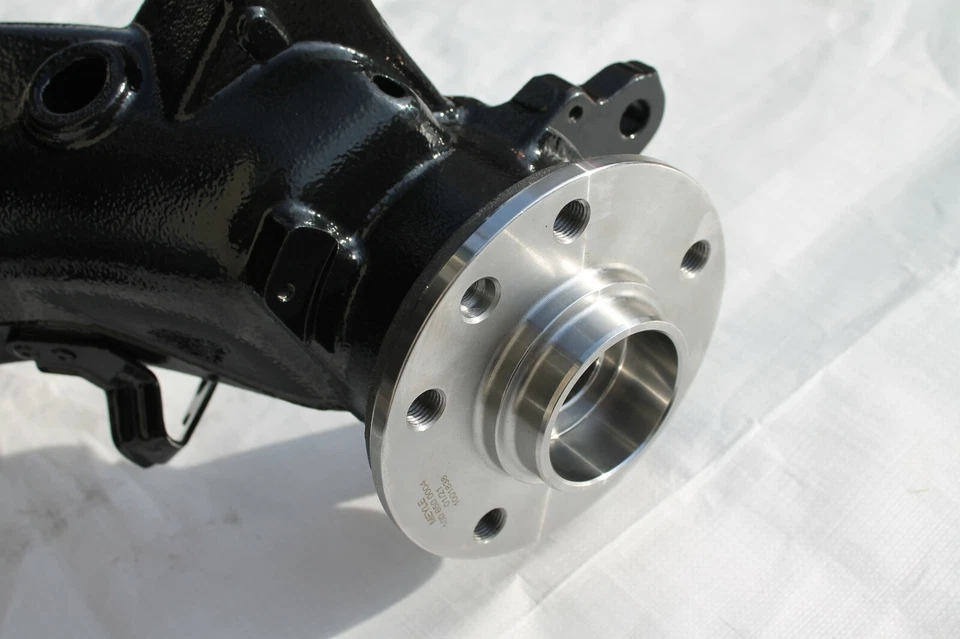 Achsschenkel hinten links + rechts VW Transporter T5 / T6 7E0501413A  7E0501414A - Bild 4 von 4