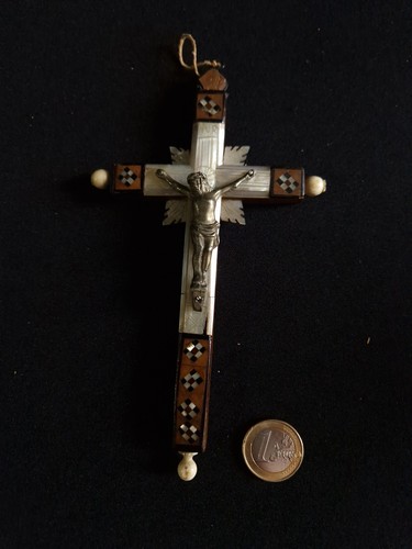 Pilgrimage Reliquary Cross Passion Relics 19th Cent. Olive Wood & Mother Pearl - Picture 5 of 12