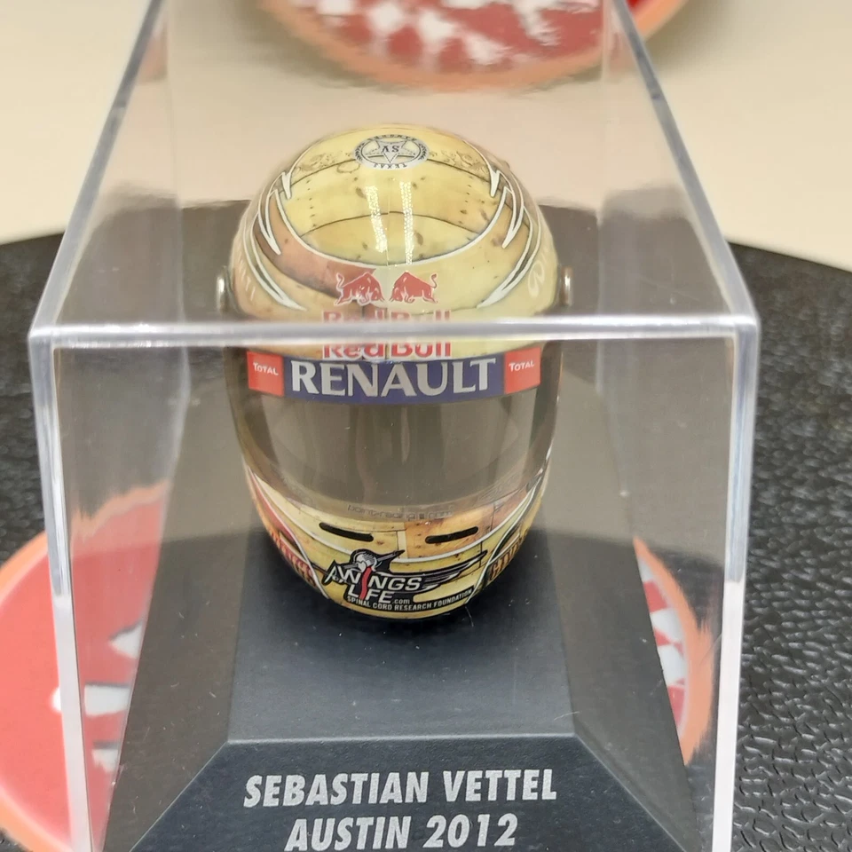 PMA Minichamps 1:8 Arai Helmet Sebastian Vettel 2012 Austin Ed.7 381120101 - Image 3 of 4