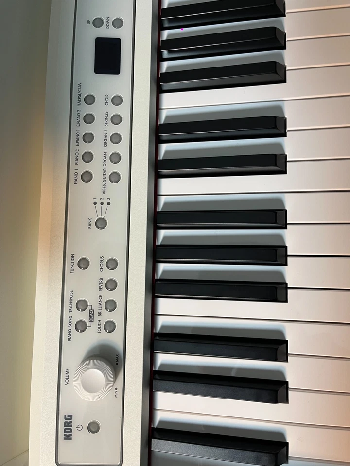 Korg LP-380, photo 2 sur 5