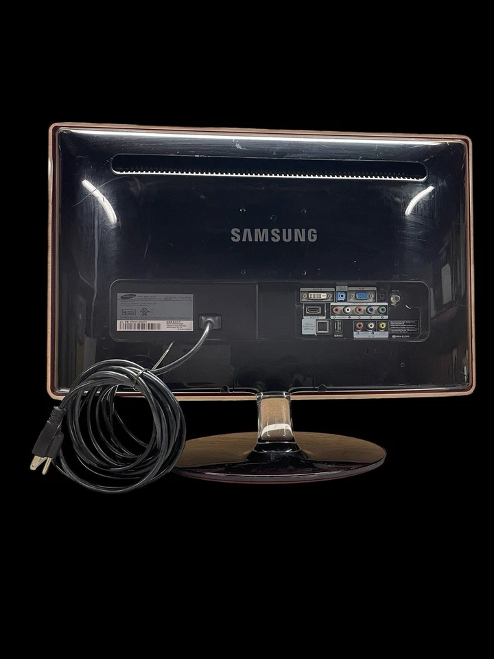 Samsung SyncMaster P2370HD 23-inch HDTV Monitor Dynamic Contrast, No Remote - Image 3 of 4