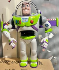 Disney Store Toy Story Buzz Lightyear non-Interactive Talking Action Figure NEW