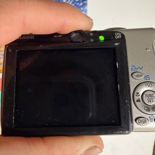 Canon PowerShot SD700 IS Silver 6MP 2.5" LCD 4x Optical Zoom Digital Elph Camera - Picture 14 of 15