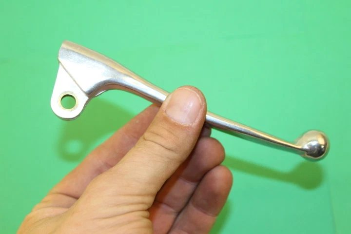 Palanca de freno delantera Kawasaki NOS NUEVA 46058-009 D1 J1T J1TL J1TR J1TRL 1965-67 Foto 4 de 4