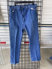 VTG Wrangler 13MWZ USA Made Cowboy Cut Classic Blue Jeans Tag 42x34 Cowboy