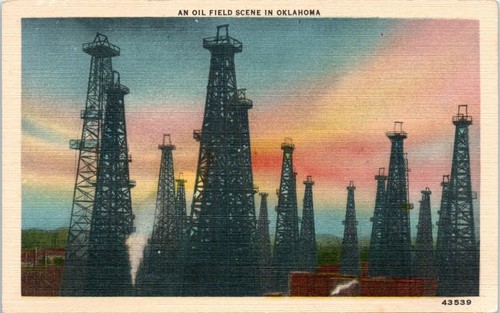 1940s Linen OK Postcard An Oil Field Scene In Oklahoma Unposted Oil Industry - Picture 1 of 2