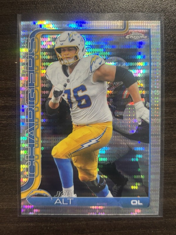 2025 Topps Chrome Football Joe Alt #157 Pulsar Refractor Los Angeles Chargers