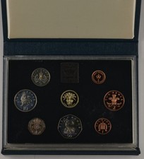 1984 ROYAL MINT 8 COIN PROOF SET - sealed/coa