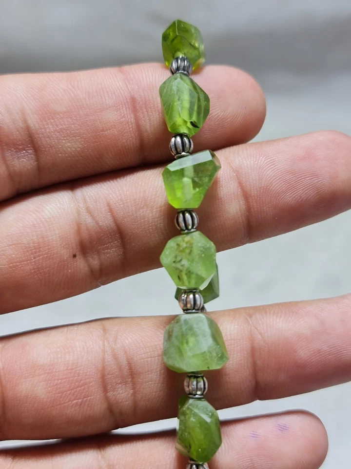 100% Natural Gemstone Raw Green Peridot Bracelet Stretchable Handmade - Image 4 of 4