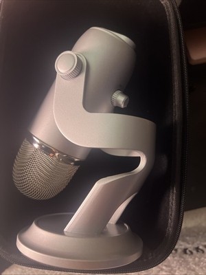 Logitech Blue Yeti Professional Studio Microphone with USB Power Cord