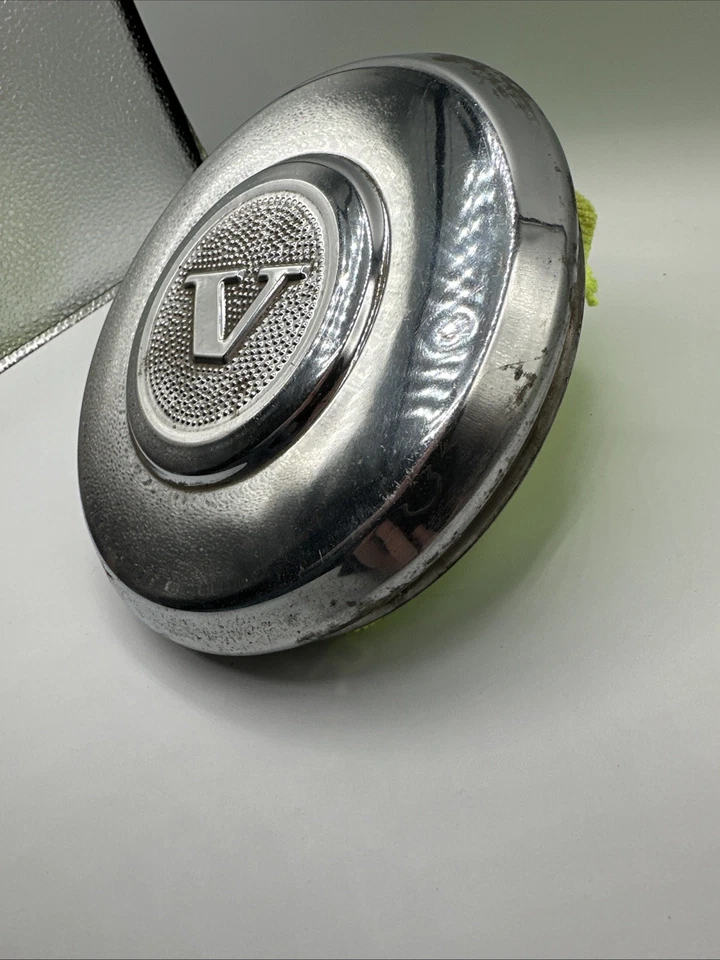 Tapacubos de plato para perro Volvo 240 serie 140 de colección cubierta de rueda metal cromado OEM Foto 4 de 4